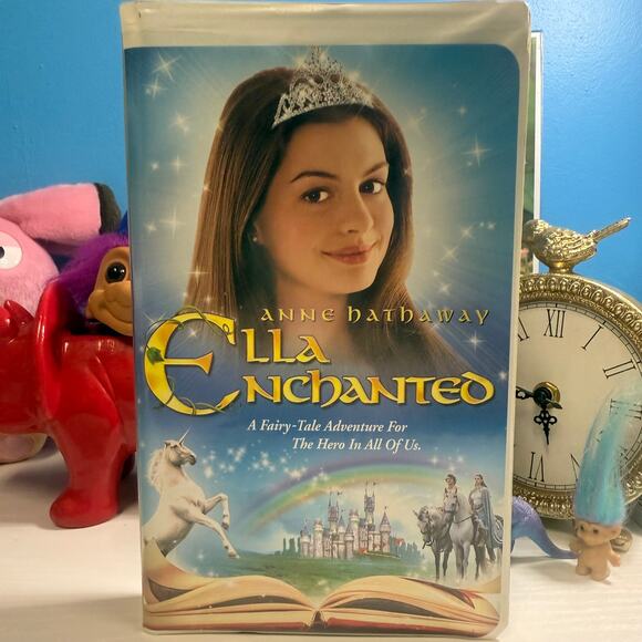 Ella Enchanted VHS (2004) — Anne Hathaway Fantasy Film, Tested & Working - Picture 1 of 3